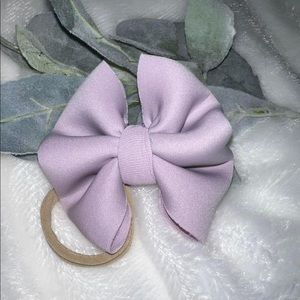 4” butter puff light purple nylon bow
